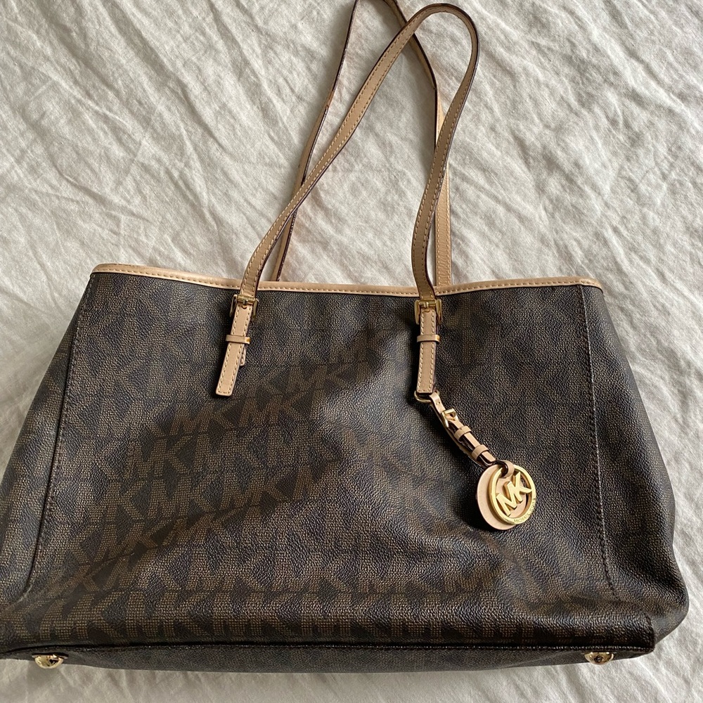 Michael Kors Large Tote Shoulder Bag - tan/brown